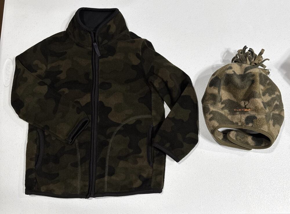 Boys Clothes Size 3-4 Uniqlo Full Zip Fleece Sweater & Old Navy Fleece Hat Camo